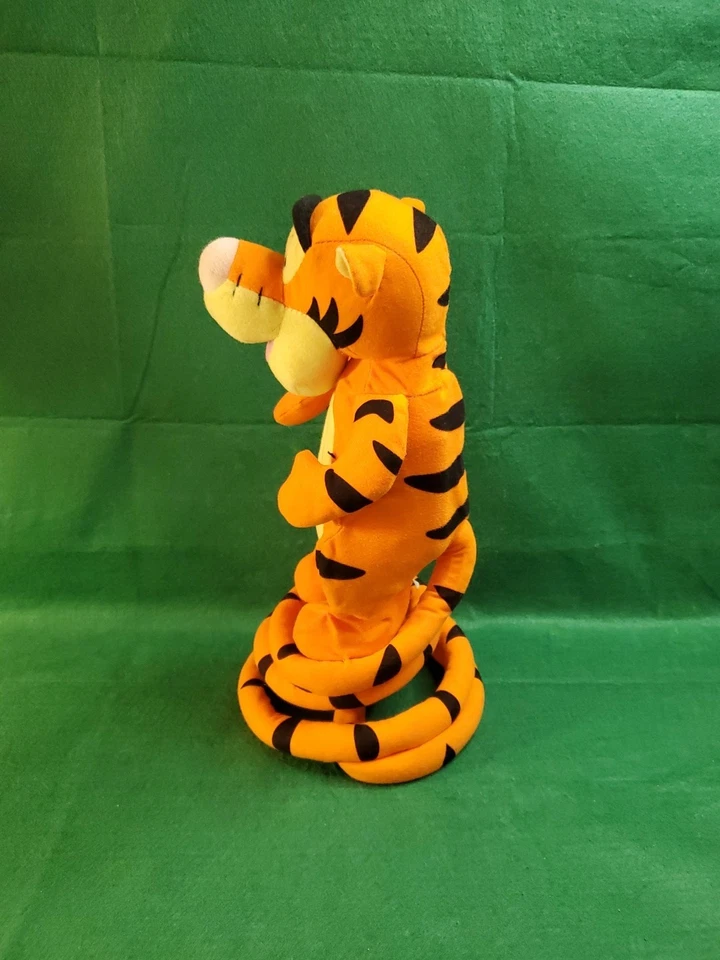 VTG Fisher Price 2005 Turbo Tail Tigger Animated 14” Plush Sings & Bounces Works - Image 3 of 4