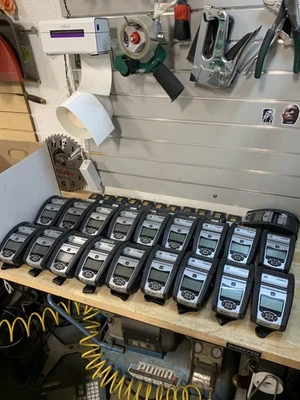 Zebra QLn220 Direct Thermal Mobile Label Printer LOT x19 Units x17 Batteries - Image 1 of 4
