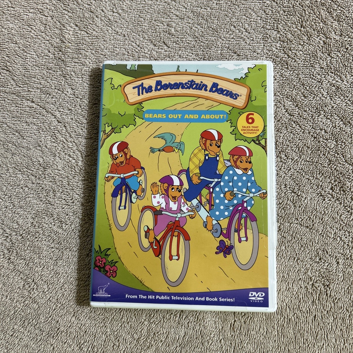 The Berenstain Bears: Bears Out and About! [DVD] Pre Owned