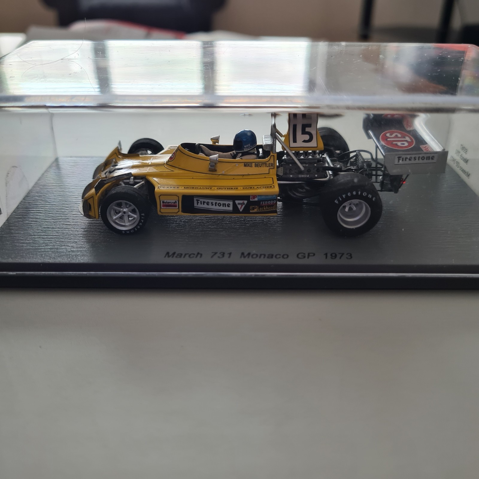 Picture 1 of 4