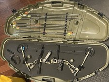 Diamond Provider Compound Bow and Target