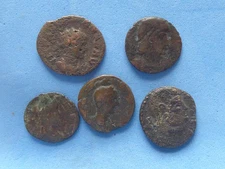 1530) Roman Bronze Coins 5 Pieces Unknown £8.50