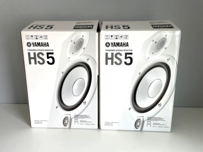 Yamaha HS5W Powered Studio Monitors White Pair w XLR male to TRS 