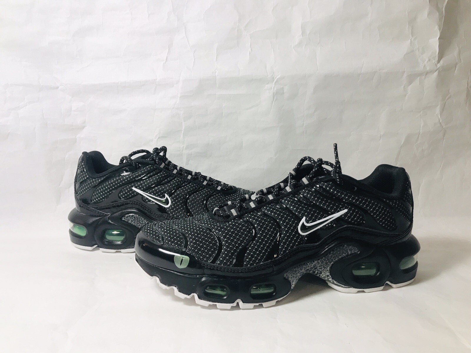 Nike Air Max Plus GS Black Viper 