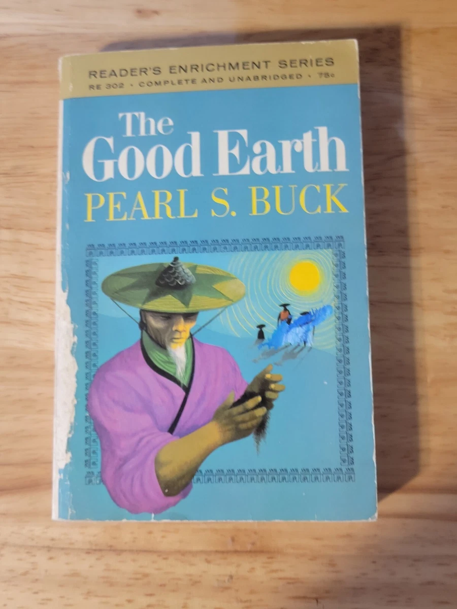 Vintage The Good Earth Classic Paperback Book by Pearl S. Buck 1968 5th  Printing