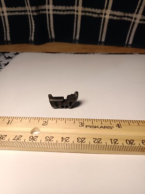 SMITH AND WESSON .MP ,9,SHIEID, MAG,RELEASE BUTTON