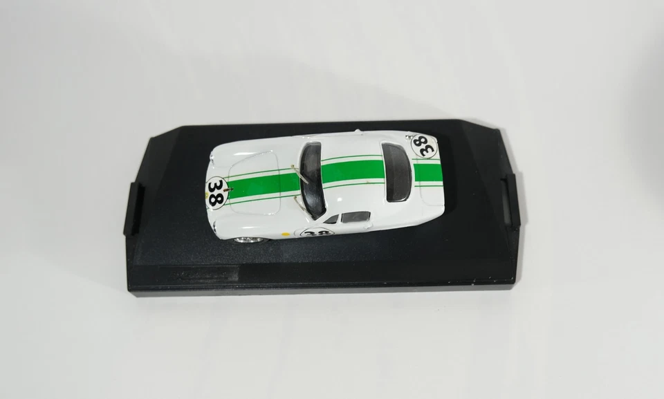 Coche de carreras Exem Lotus Elite Le Mans 1963 N.38 Gardner Coundley EX RLM027 B1. Foto 3 de 4