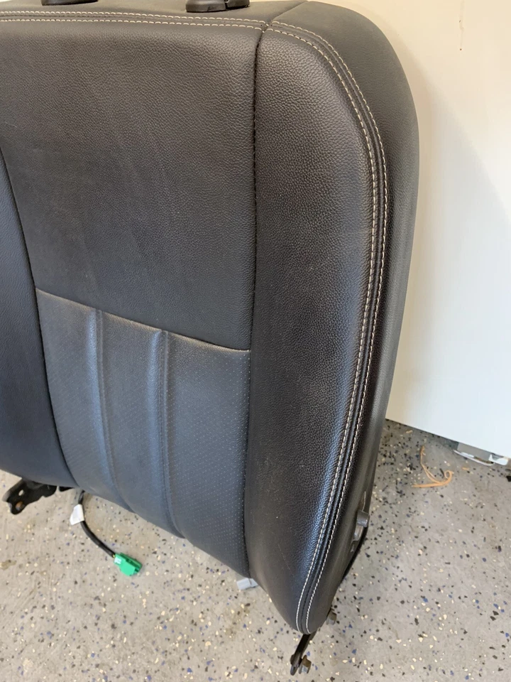 2012 Chrysler Town and Country Dodge caravan RIGHT front seat BLK Leather OEM - Image 4 of 4