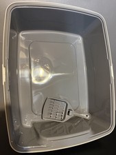amazon basicsTall Open Top Cat Litter Box withHigh Sides and Cat Litter Scoop