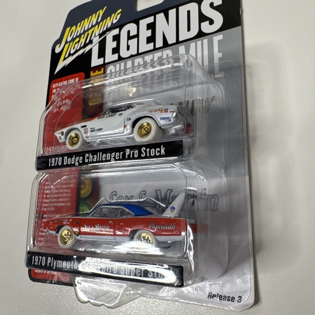 Johnny Lightning Legends Of The Quarter Mile 2 Pack White
