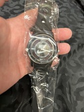 WN1-Nike Orologio sportivo analogico cavo con quadrante nero e cinturino in silicone nero