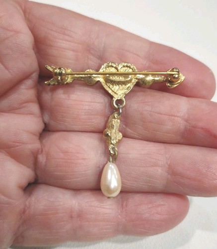 Vintage Avon GT Pink Rhinestone Heart Arrow Pearl Brooch Pin 1 3/4", F39 - Picture 3 of 4
