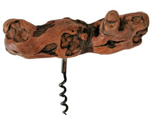 Knorziger, rustikaler Korkenzieher aus Wurzelholz - originaler Landhausstil