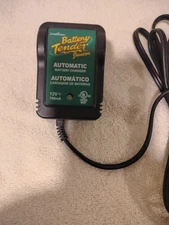 Battery Tender With 2 Extra Leads.