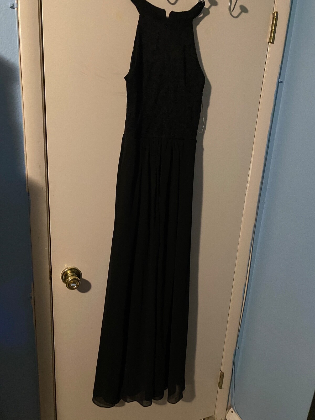 Picture 1 of 4
