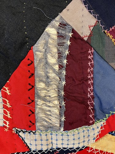 Antique crazy quilt Signed & dated 1928 - Picture 17 of 20