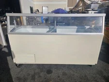 HussMann - DCSG-16 88" Ice Cream Dipping Cabinet 16 Flavor w/ Straight Glass