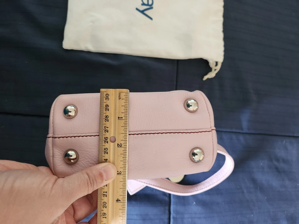 Rare VHTF Marc Jacobs Pink Leather Shoulder Bag Mini Petite Cute Pushlock - Image 4 of 4