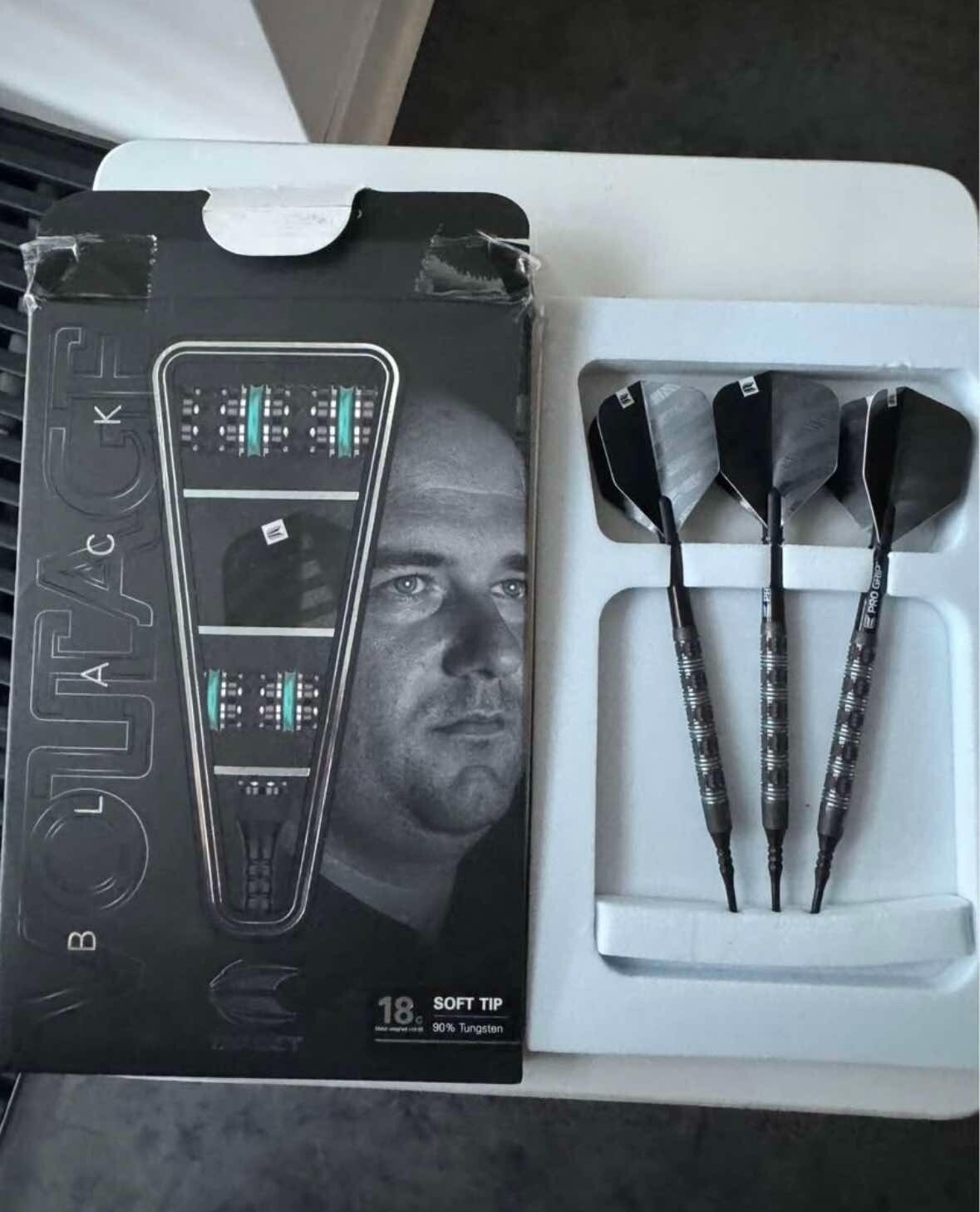 Dardos Rob Cross Target 18gr