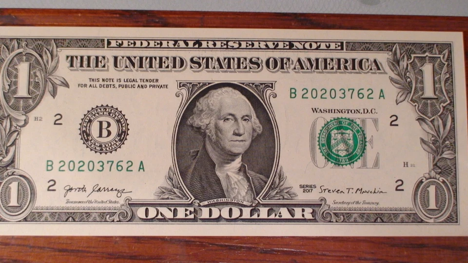 2013 & 2017 PMG CU64 GEM 66 EPQ $1.00 & $2.00 MATCHING SERIAL NUMBERS TWO NOTES! - Image 4 of 4