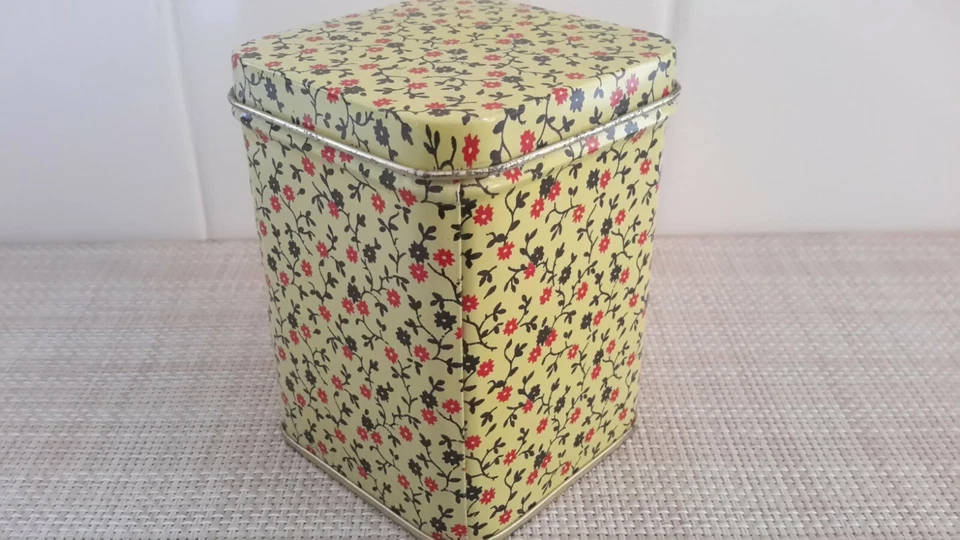 Unmarked  Yellow Metal Tin Storage Container Box Red/Black Flowers 3.75x2.5x2.5" - Image 3 of 4