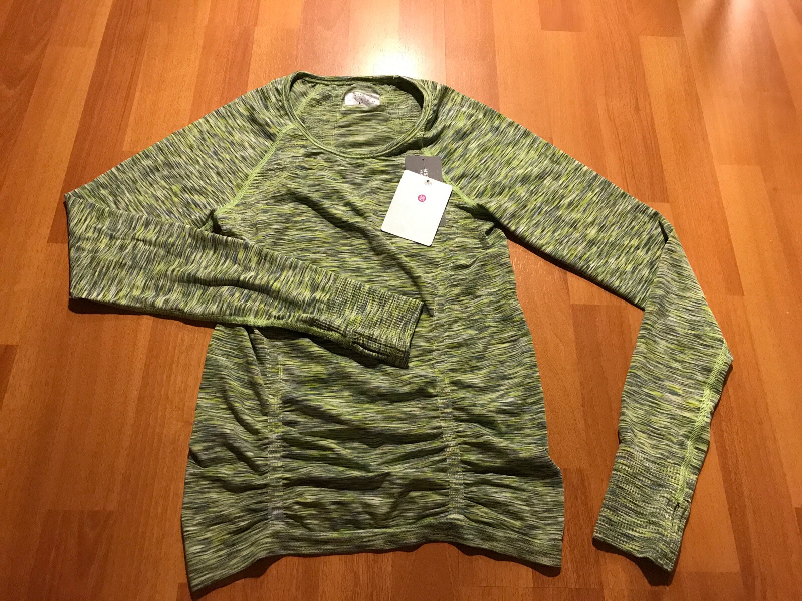 Athleta Fastest Track Long Sleeve Shirt Green Women’s XS Extra Small