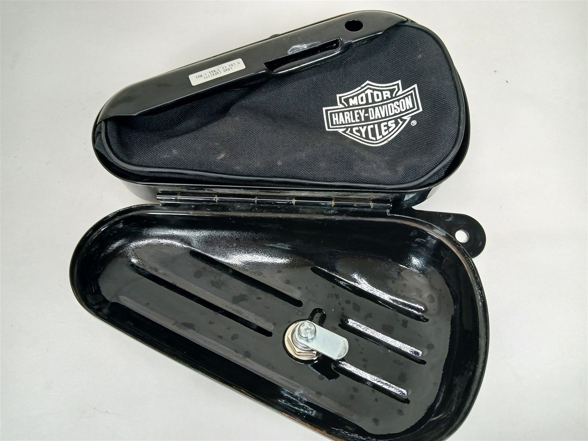 Harley-Davidson 2015 Softail FLS Toolbox Gloss Black Left w