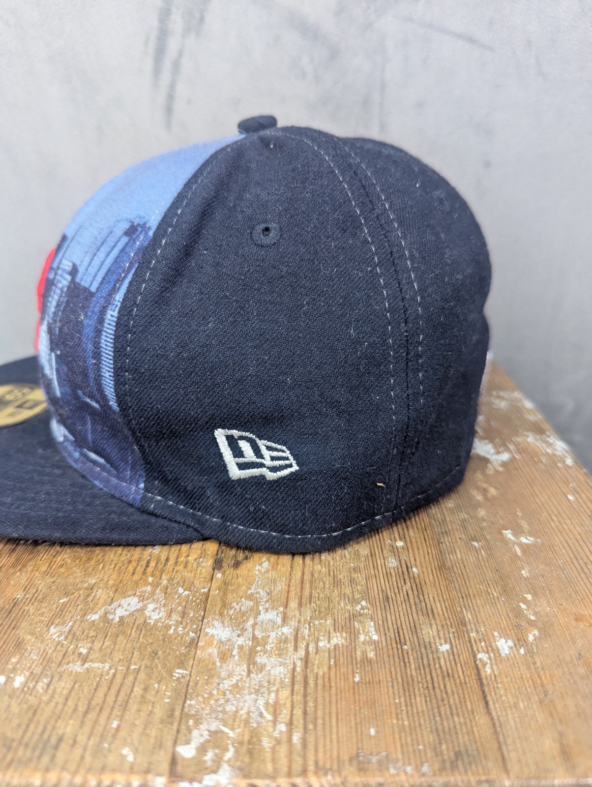 New Era Boston Red Sox City Edition 59fifty Fitted Hat Size 7 1/2 6 Panel image 3