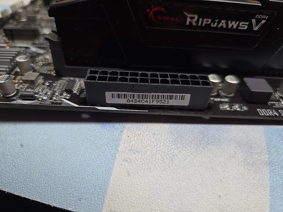 MB-80 ASUS PRIM A320M-K AMD RYZEN 3 3200G 8GB RAM ПРОТЕСТИРОВАН ХОРОШИЙ ЭКРАН ВКЛЮЧЕН - Изображение 4 из 4