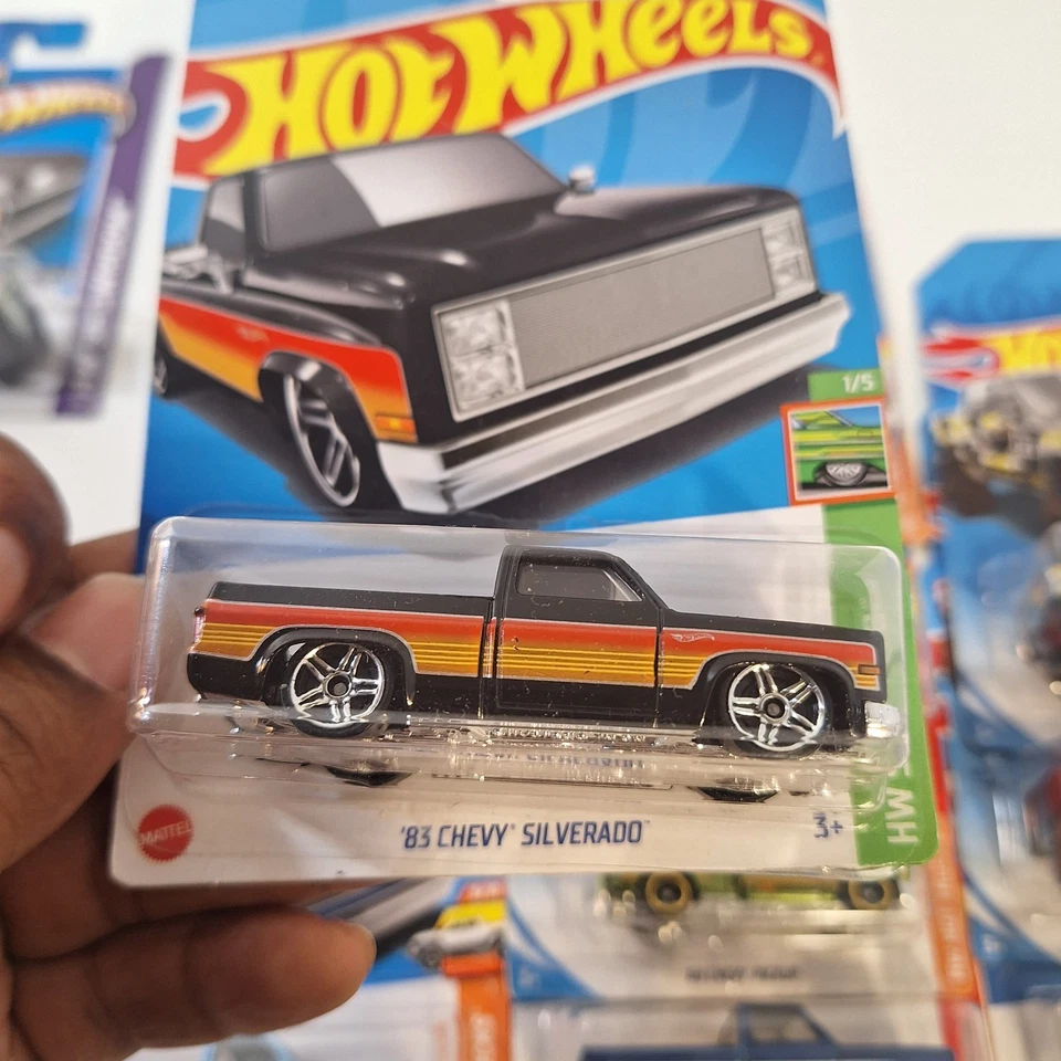 Hot Wheels 10 Chevy Trucks/ Zamac, Target Red, Super Treasure Hunt  - Image 4 of 4