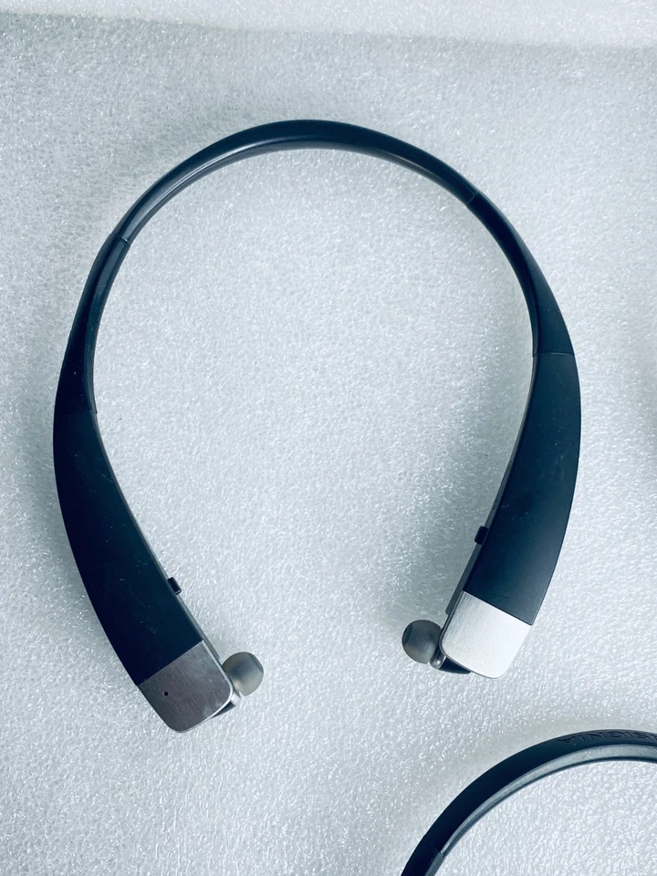 Lote de 5 - Fones de ouvido Bluetooth Insignia para peças ou reparos - VEJA VÍDEO - Imagem 2 de 4