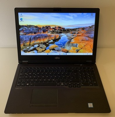 Fujitsu Lifebook U 759, 15,6'', WIN 11 PRO, I5 CPU, 16 GB RAM , 256 GB SSD / M2 !
