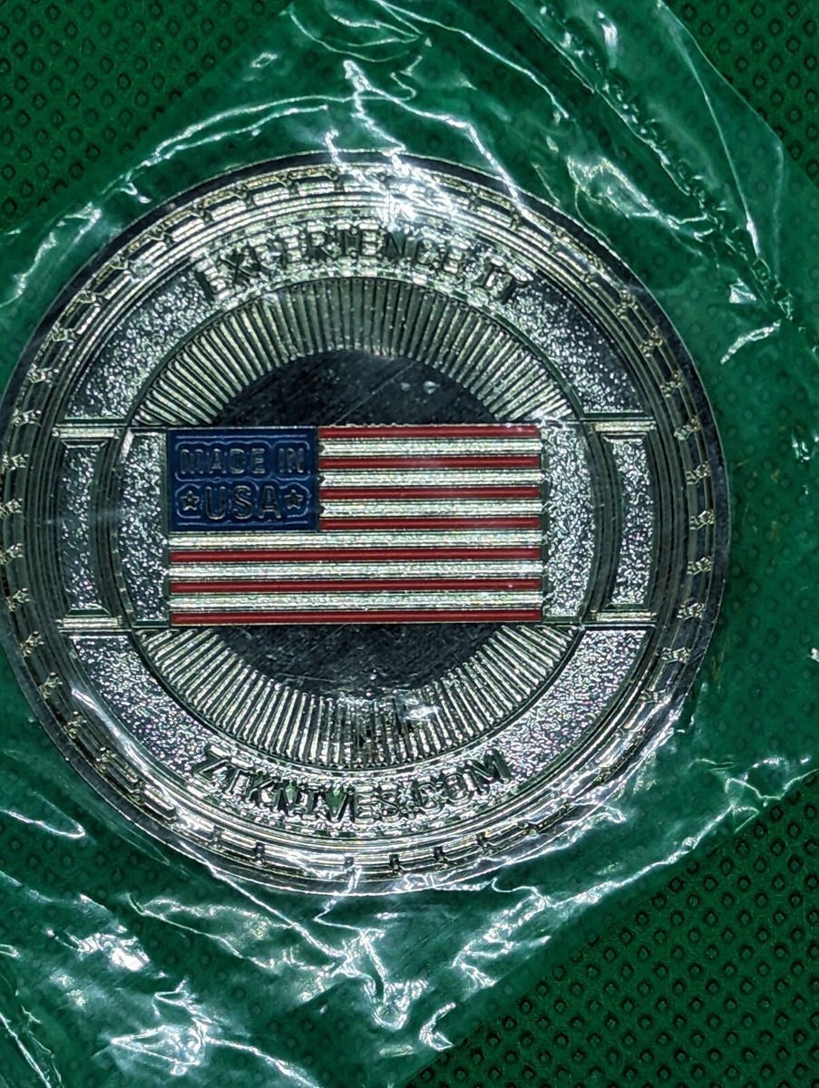 バッジ Zero Tolerance Collection With The ZT USA Logo Challenge Coin