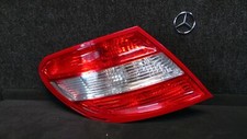 L-17* Mercedes-Benz W204 C-Klasse Bremslicht Rückleuchte Links - Limousine