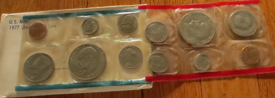 1971 to 1979 US Mint Mint Sets 9 sets P & D Uncirculated Good cheaper price - Image 4 of 4