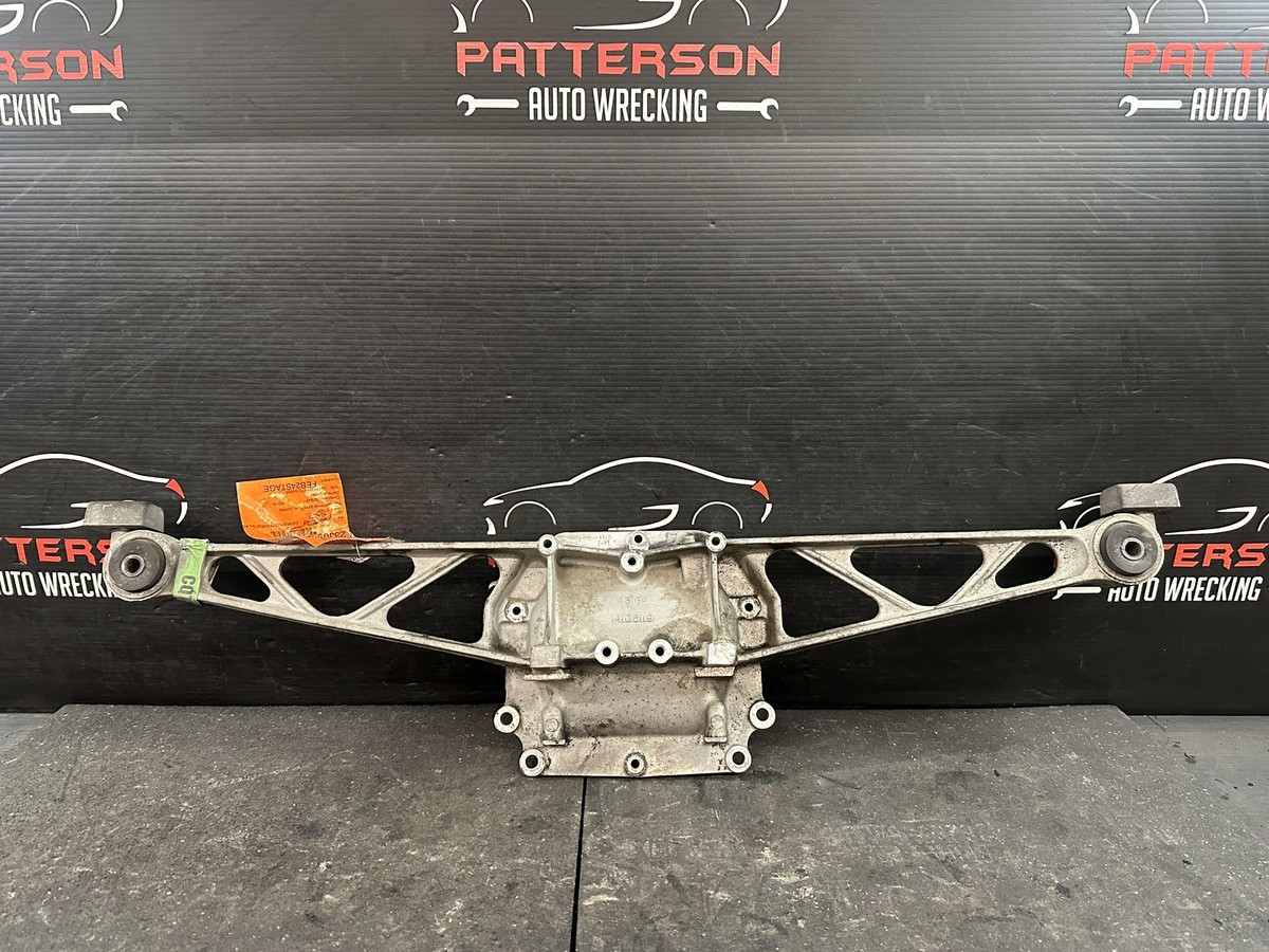 88-96 CHEVY CORVETTE REAR BATWING DIFFERENTIAL CARRIER COVER PLATE