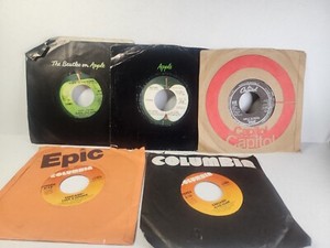 Lot Of 5 Record 45 Rpm Chicago, Wings, John Lennon