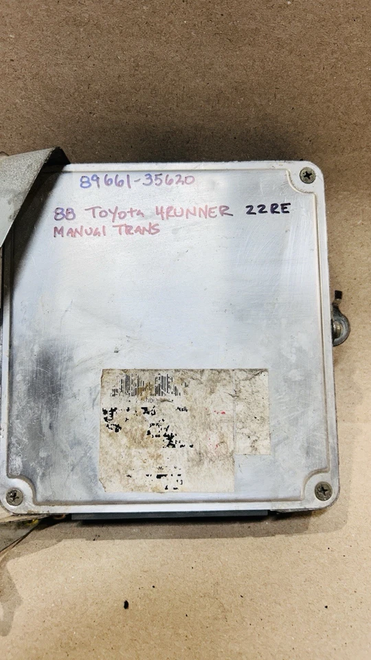 Toyota Pickup 4Runner 1988 1989 motor 22RE ECU ECM módulo de control #89661-35260 Foto 3 de 4