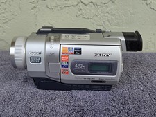 Sony Digital 8 Handycam 420X Zoom DCR-TRV840 Camera