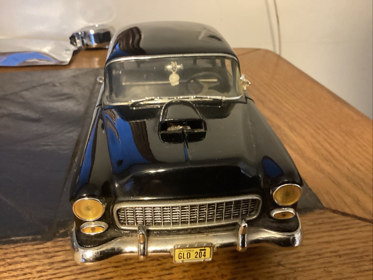 1/18 ERTL American Muscle 1955 Chevy Bel Air American Graffiti