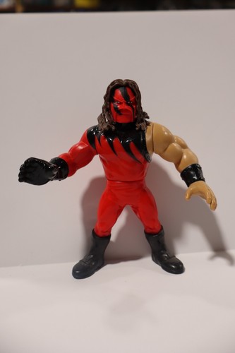 WWE Mattel Retro Series 2 Kane Wrestling Action Fi...