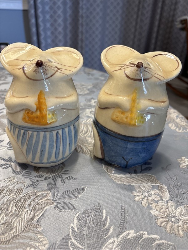 Vintage Mouse Parmesan Cheese Shakers Set of 2