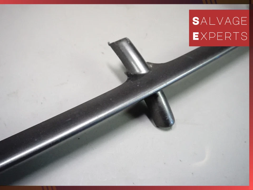 Parachoques delantero parrilla inferior Jaguar XJ8 XJ8L XJR VANDEN PLAS 2004-2007 XR852616 OEM Foto 3 de 4