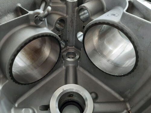 OEM BLOQUE DE CILINDROS CÁRTER Kohler 24 560 39, 24 782 14 - Imagen 4 de 14