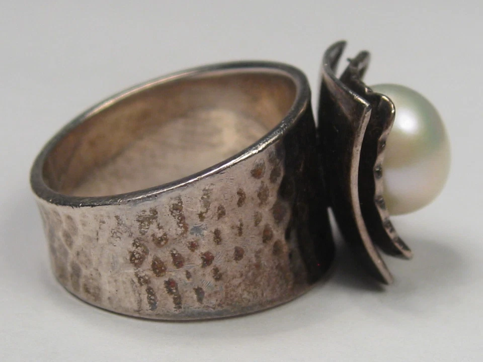 Silpada .925 Sterlingsilber & Perle Modernist Design Gehämmerte Ring-Sz 7.5 - Bild 3 von 4