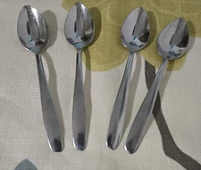 Stainless by Imperial Grapefruit Spoons Silverware USA 6" Flatware Serrated (4)