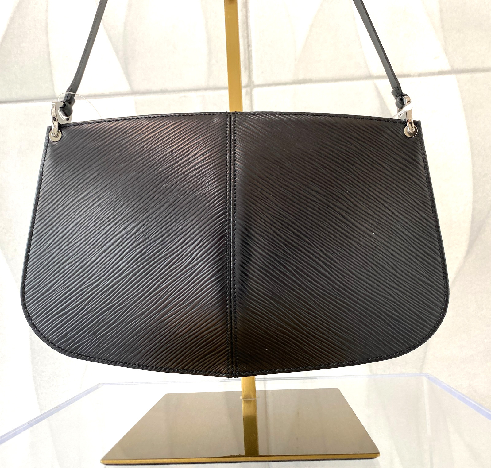 Louis Vuitton M52622 Black Epi Pochette Leather Demi Lune Bag Accessory Pouch image 2