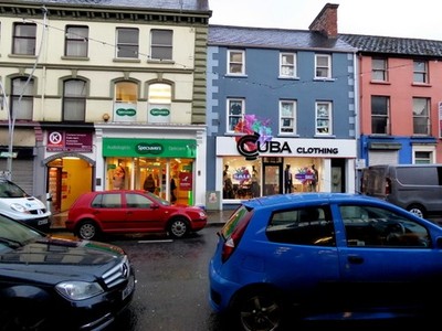 Photo 6x4 Specsavers / Cuba Clothing, Omagh An Oghmagh Pictured along Ma c2018