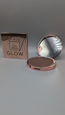 Revolution Bronzer Glow Collection  Splendor Ultra Matte Bronzer Deep Dark 15.5g