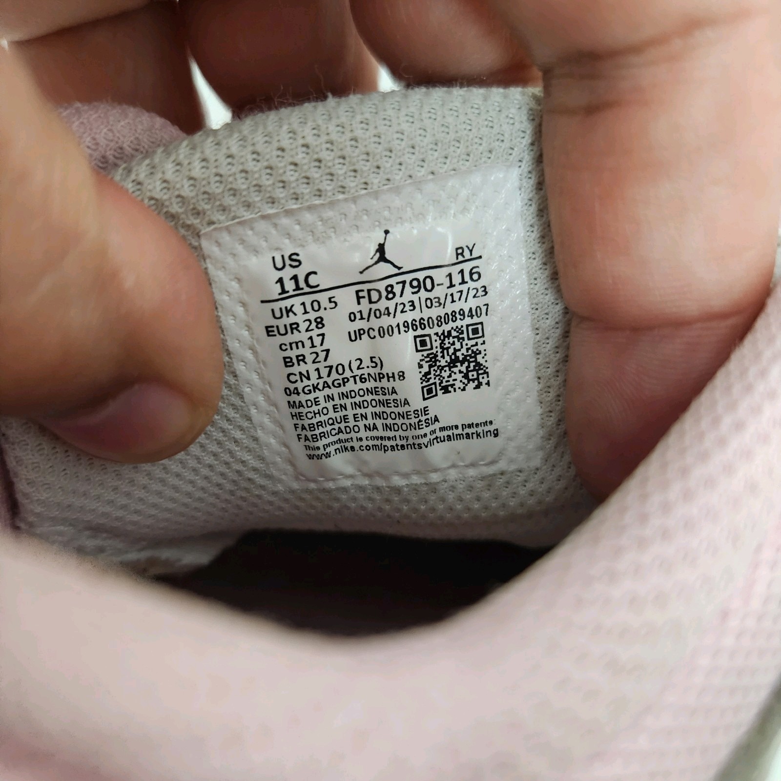 Nike Jordan Flight Girls Size 11C White/Pink Basketball Hoops Training Sneakers thumbnail 7